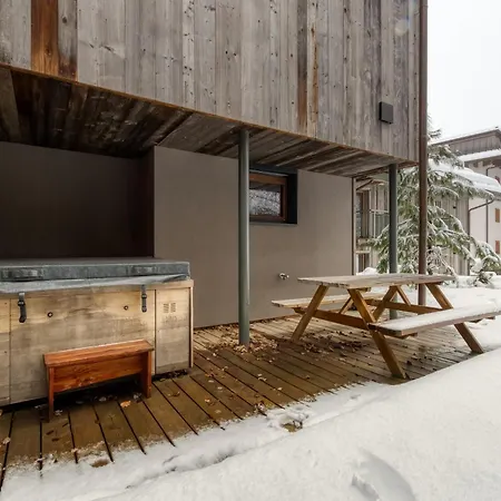 Modern Luxury Badi With Sauna - Happy 公寓