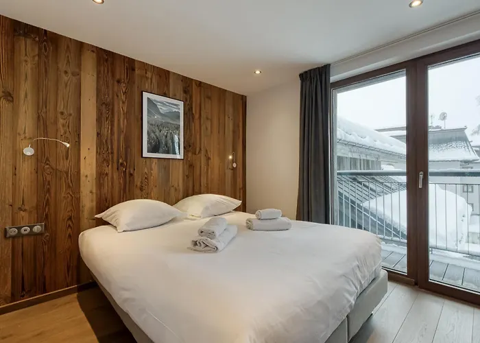 Modern Luxury Badi With Sauna - Happy