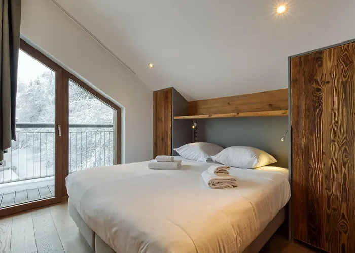 Modern Luxury Badi With Sauna - Happy