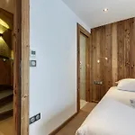 Modern Luxury Badi With Sauna - Happy شقة